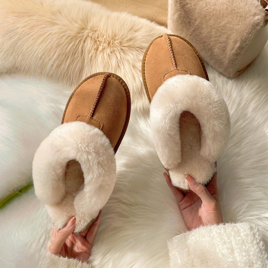IVORIA Arctic Haven Plush Clogs