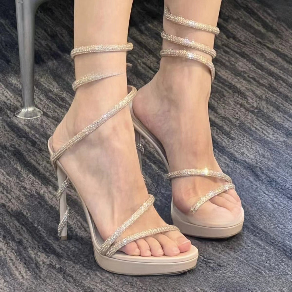 IVORIA Seraphine Crystal Coil Platform
