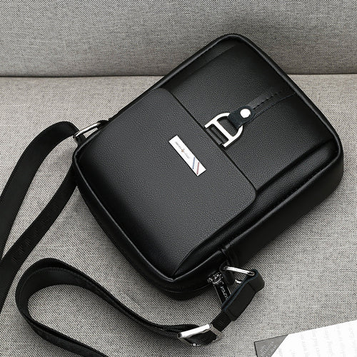 IVORIA Atlas Urban Leather Crossbody Bag