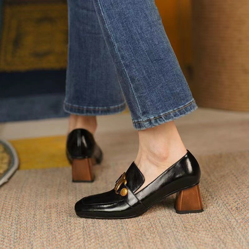 IVORIA Heritage Muse Square-Toe Block Heels