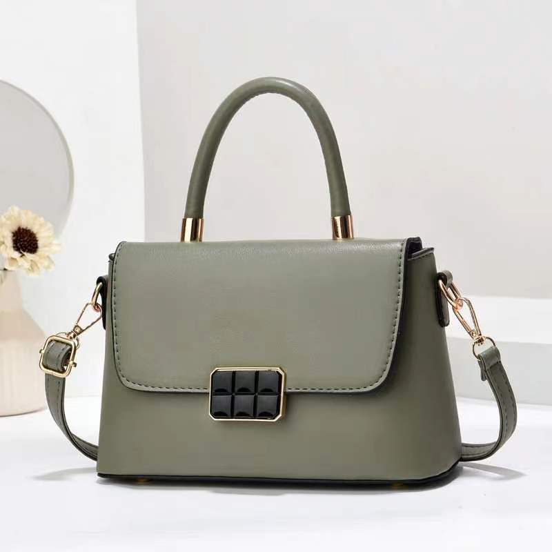 IVORIA Modena Urban Leather Flap Shoulder Bag
