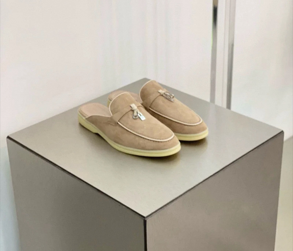 IVORIA Roselle Tassel Mules